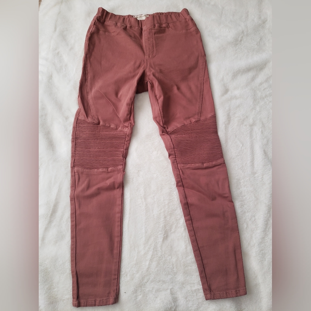 Stretchy pants rose gold color
